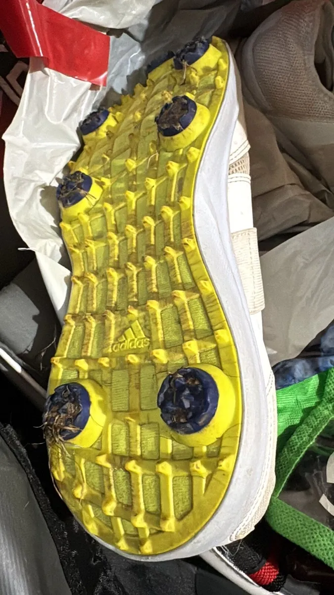 Full Cricket kit - Image 3