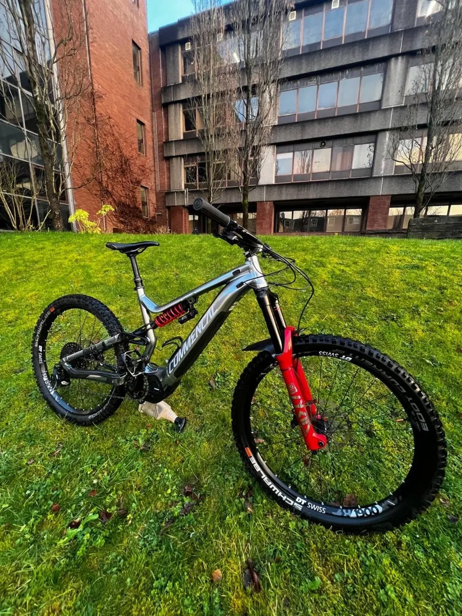 Electric Commencal Meta - Image 1