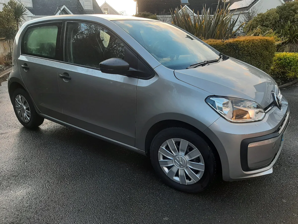 VW UP 1 LITRE ,1 OWNER MANUAL - Image 1