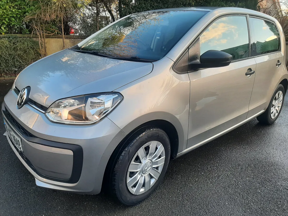 VW UP 1 LITRE ,1 OWNER MANUAL - Image 4