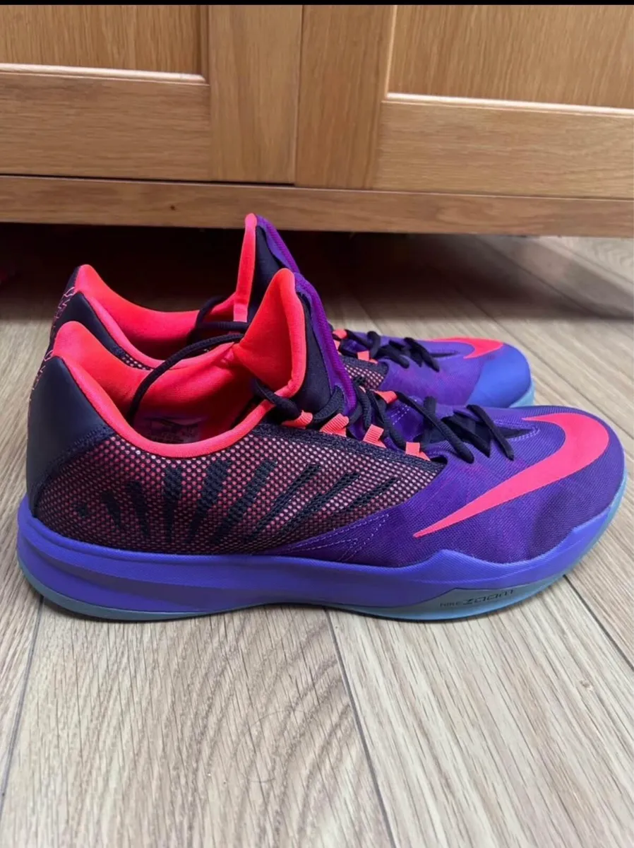 Basketball Shoes Size 12 UK - Image 1