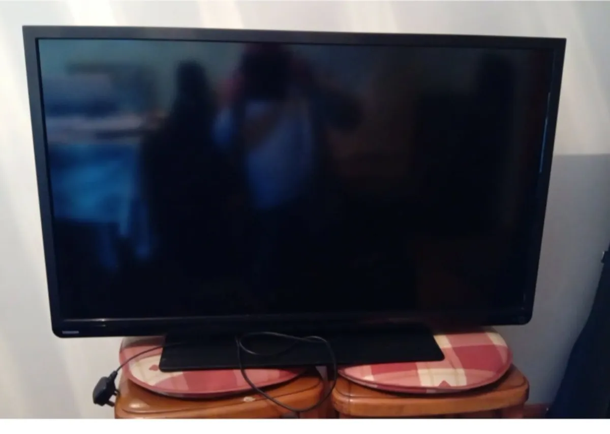 Toshiba lcd TV - Image 1