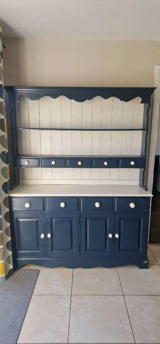 Kitchen dresser - Image 1