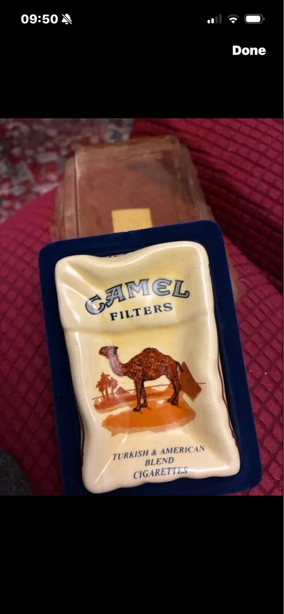 Vintage Camel Crinkled Ceramic Ashtray - Image 2