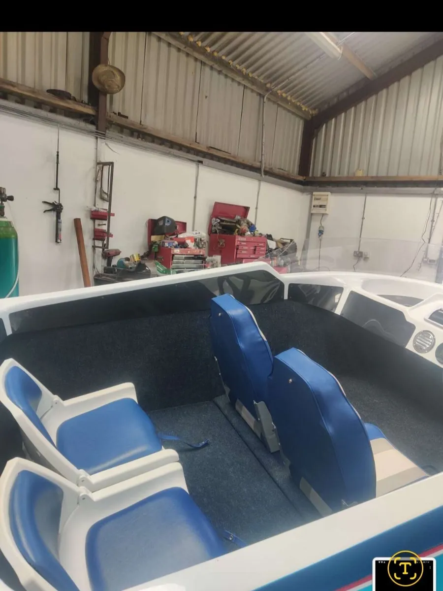 Shakespear soeedboat - Image 4