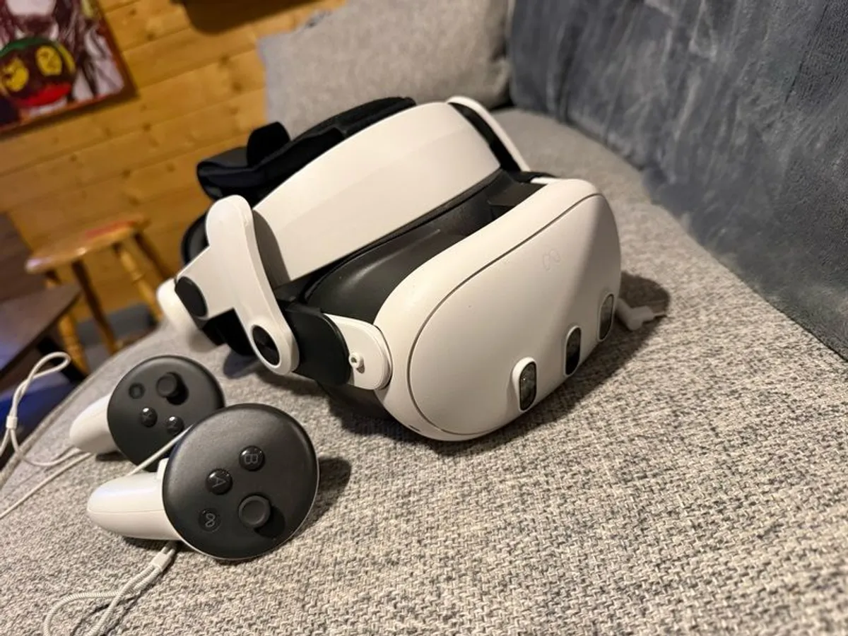 Meta quest 3 comes with upgraded strap with added battery - Image 2