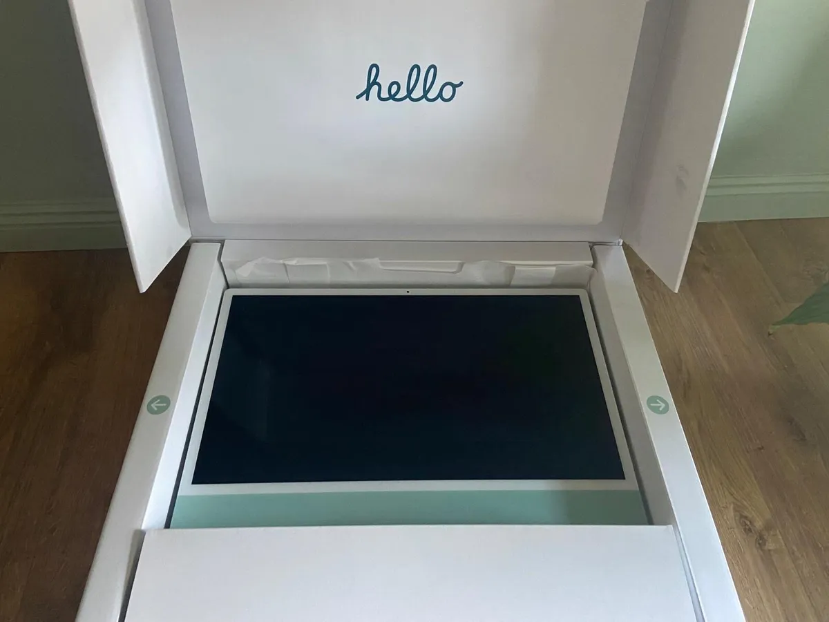 Apple iMac 24 inch - Image 2