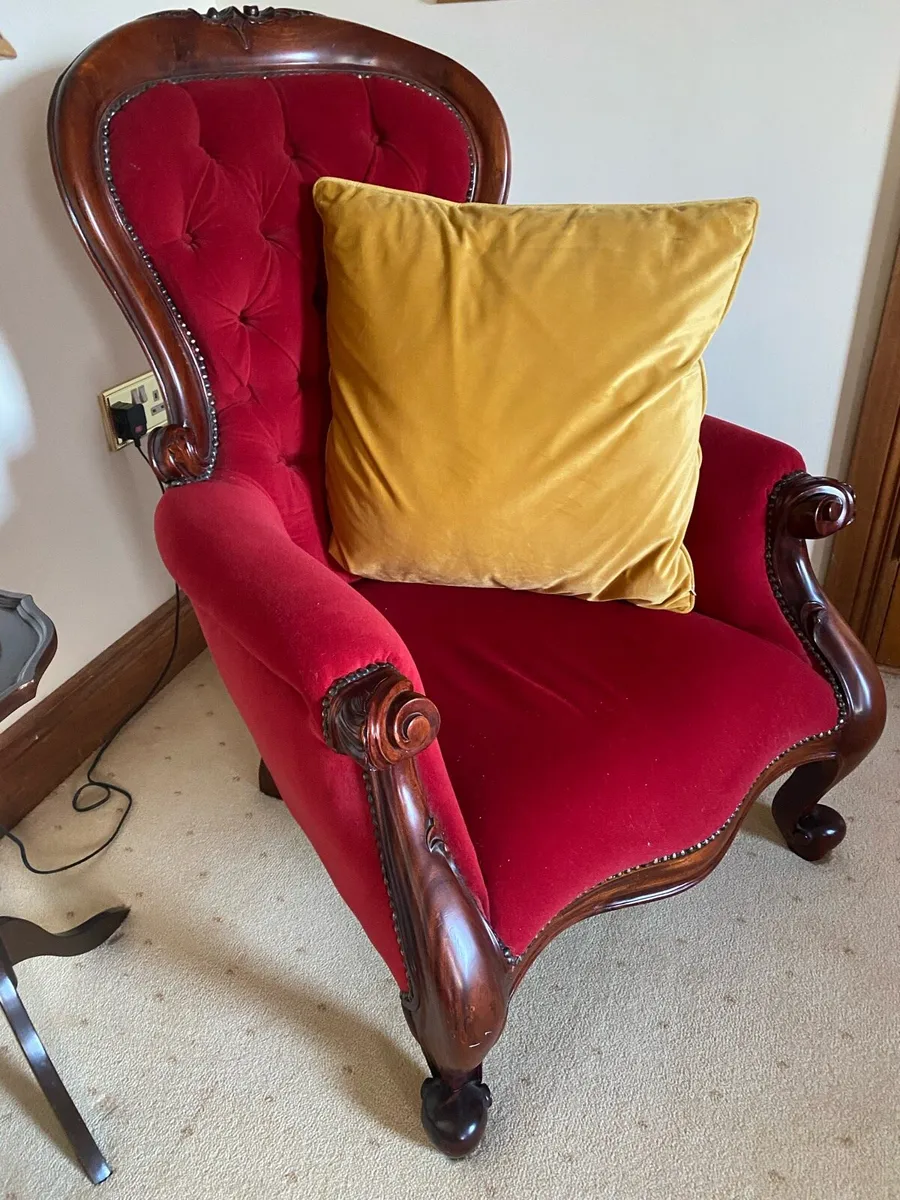 Antique fireside armchairs - Image 3