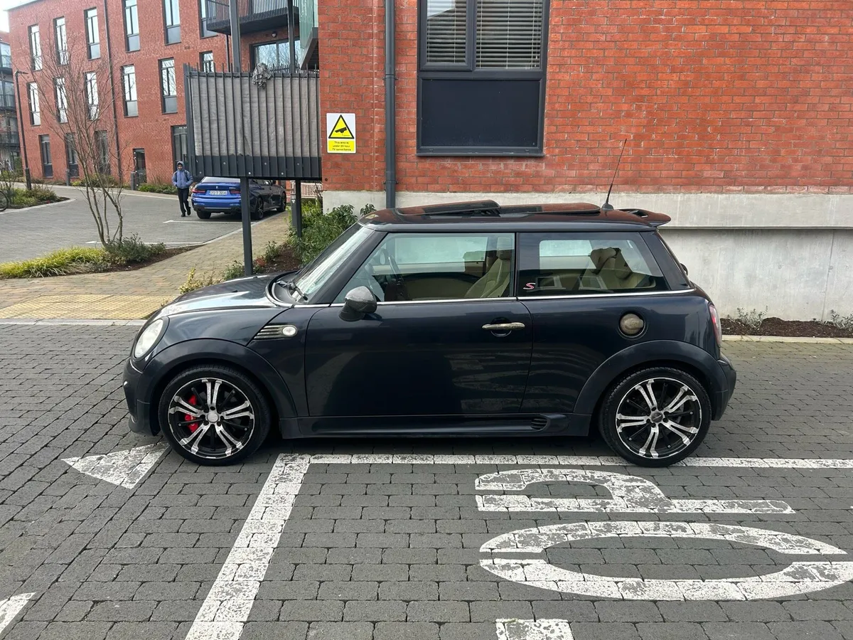 2006 Mini Cooper S JCW - Image 2