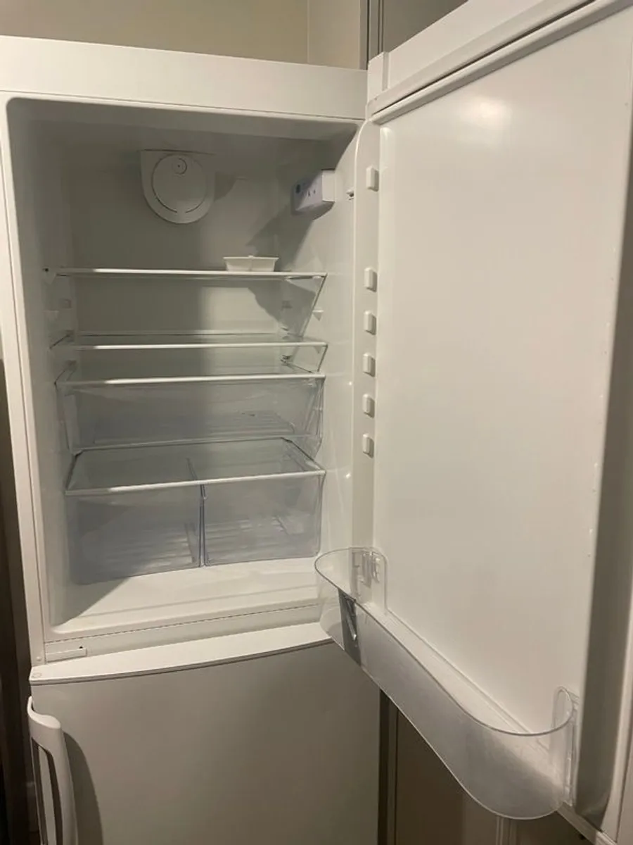 Zanussi Fridge Freezer - Image 3