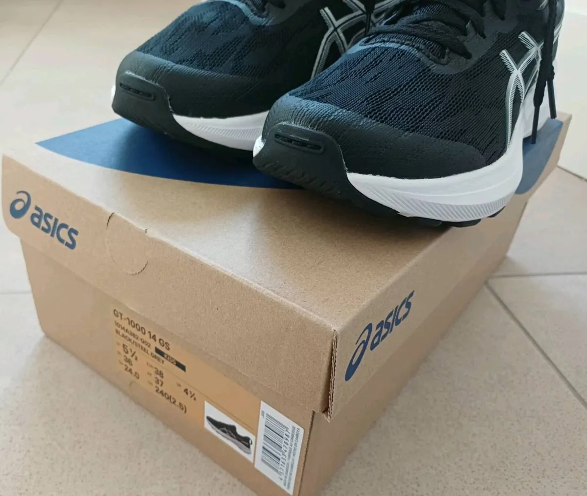 Asics GT1000 trainers - Image 2