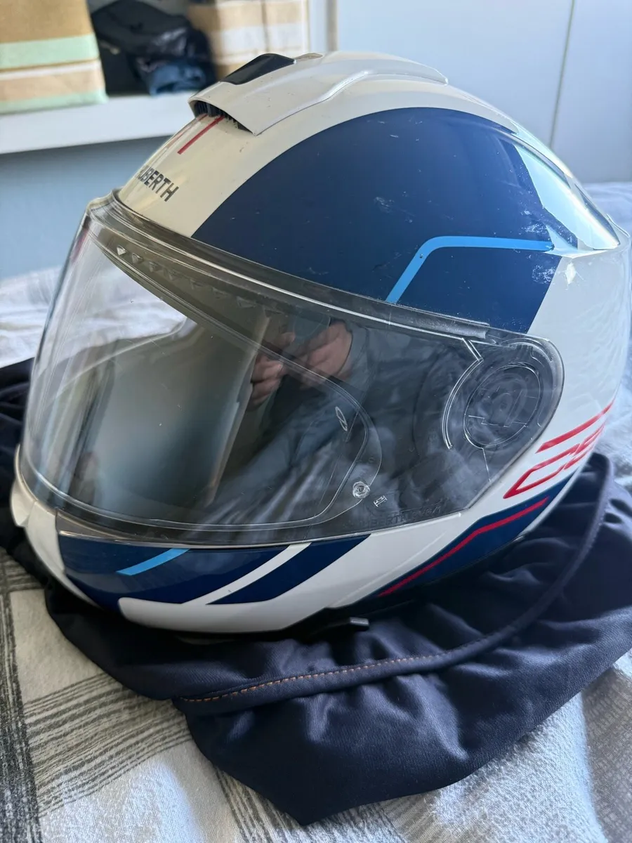 SCHUBERTH HELMET - Image 2