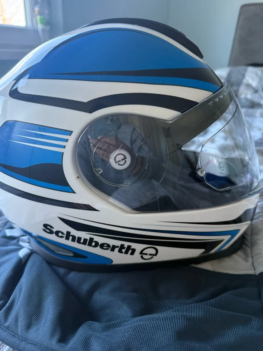 SCHUBERTH HELMET - Image 2