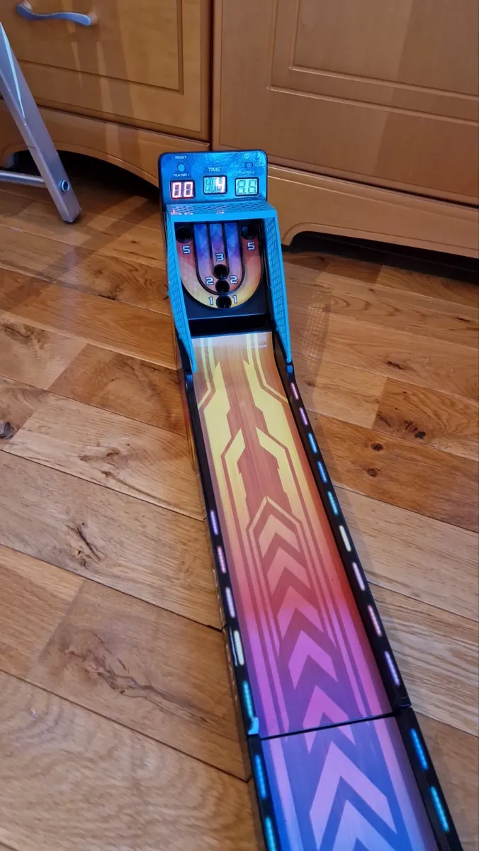 Arcade alley ball game - Image 2