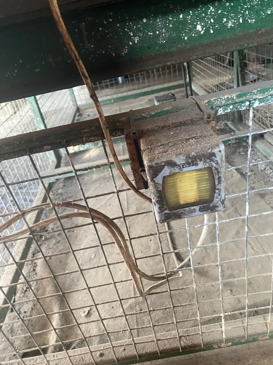 Vibrating table - Image 3