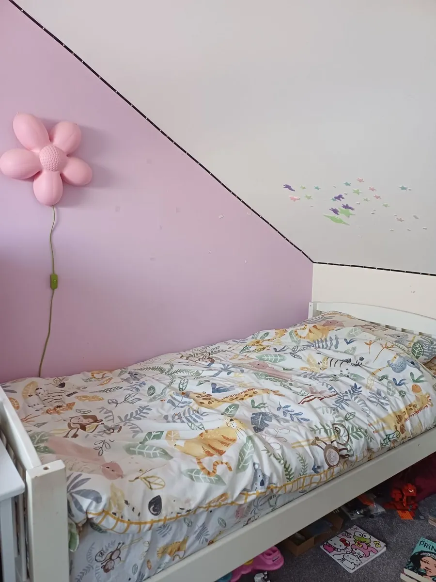 Single bed - Image 3