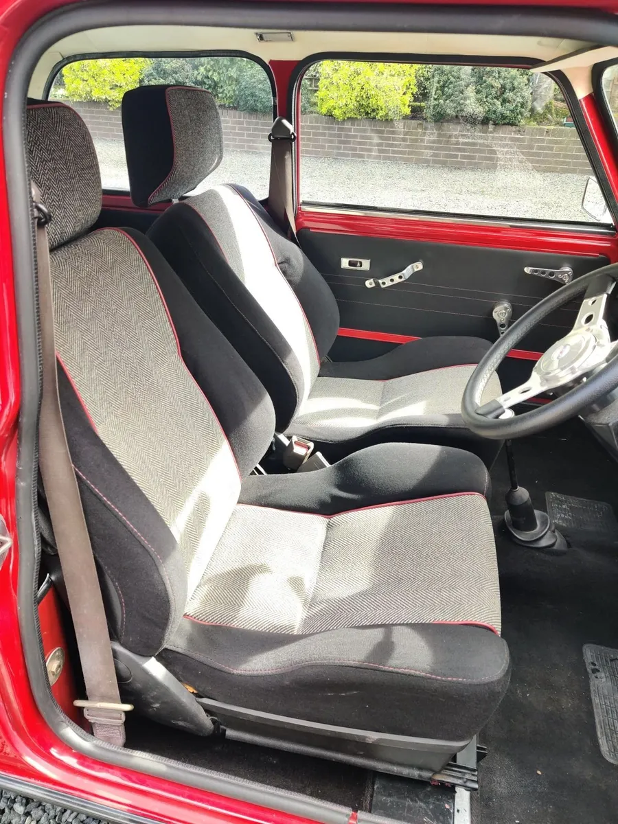 Mini 1988 1275cc - Image 2
