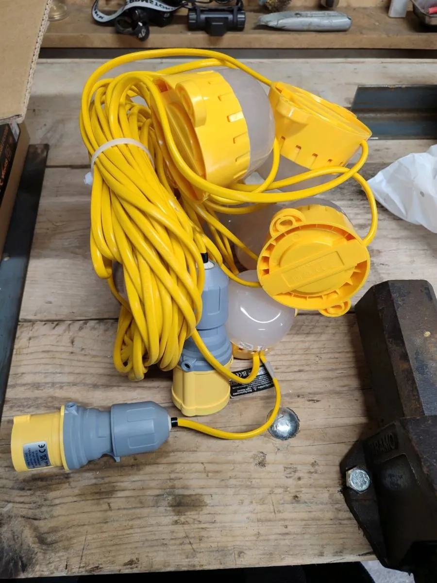 Industrial Lighting 110V 22M 65W LED Interlinkable - Image 2