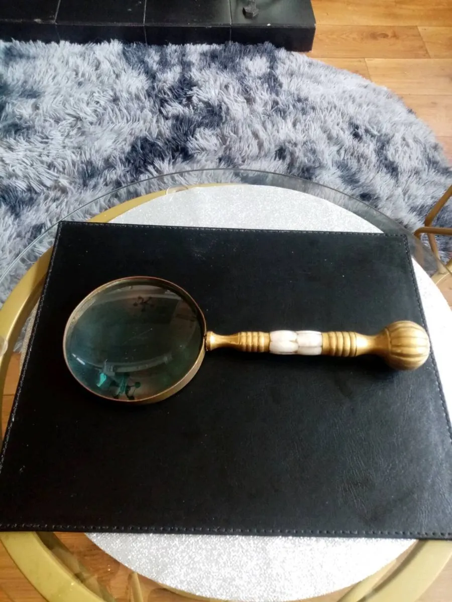 Antique Vintage Magnifying Glass - Image 2