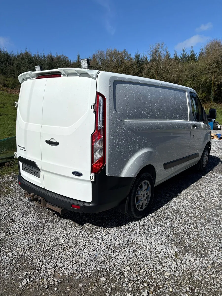 Ford Transit Custom 2021 2.0L - Image 4