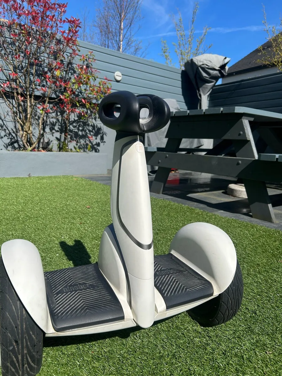 Segway ninebot hoverboard - Image 3