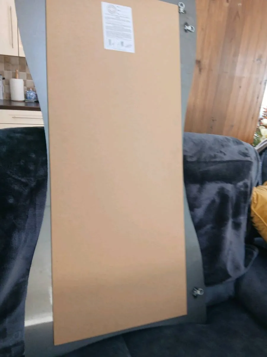 LARGE HEAVY MIRROR AS NEW - Image 3