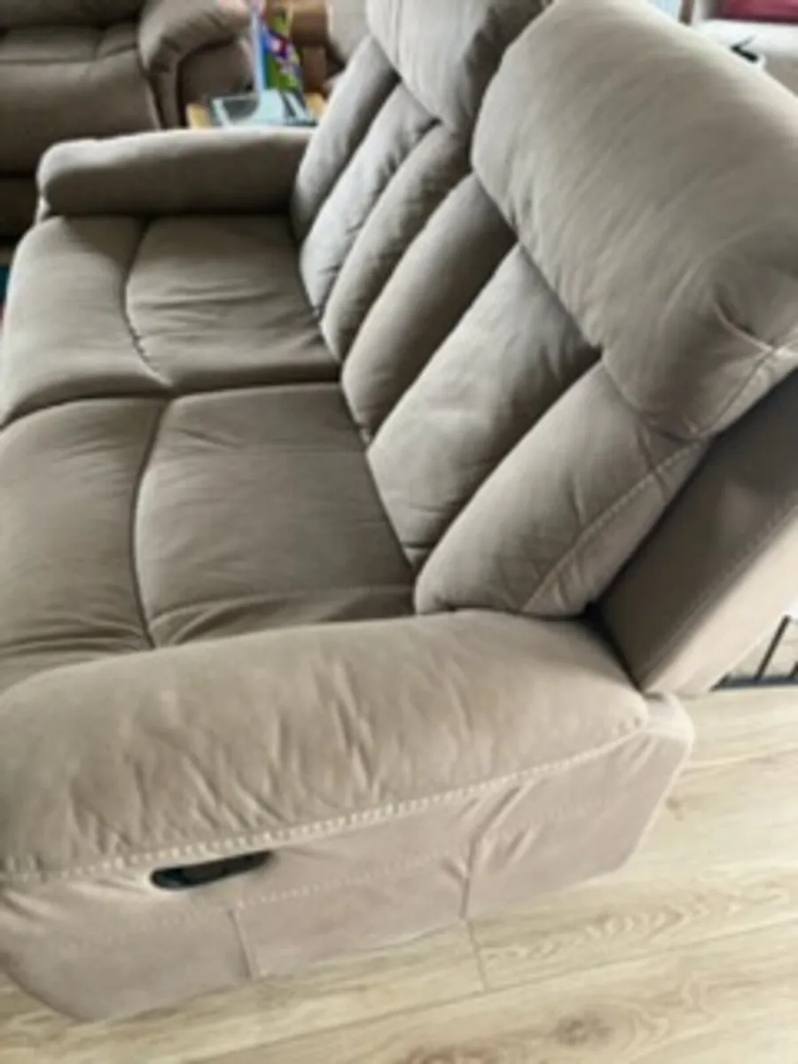 Sofa - Image 3