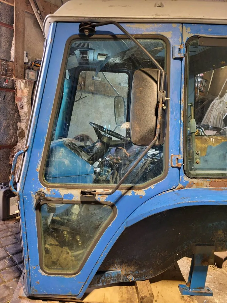 Ford Q Cab - Image 2