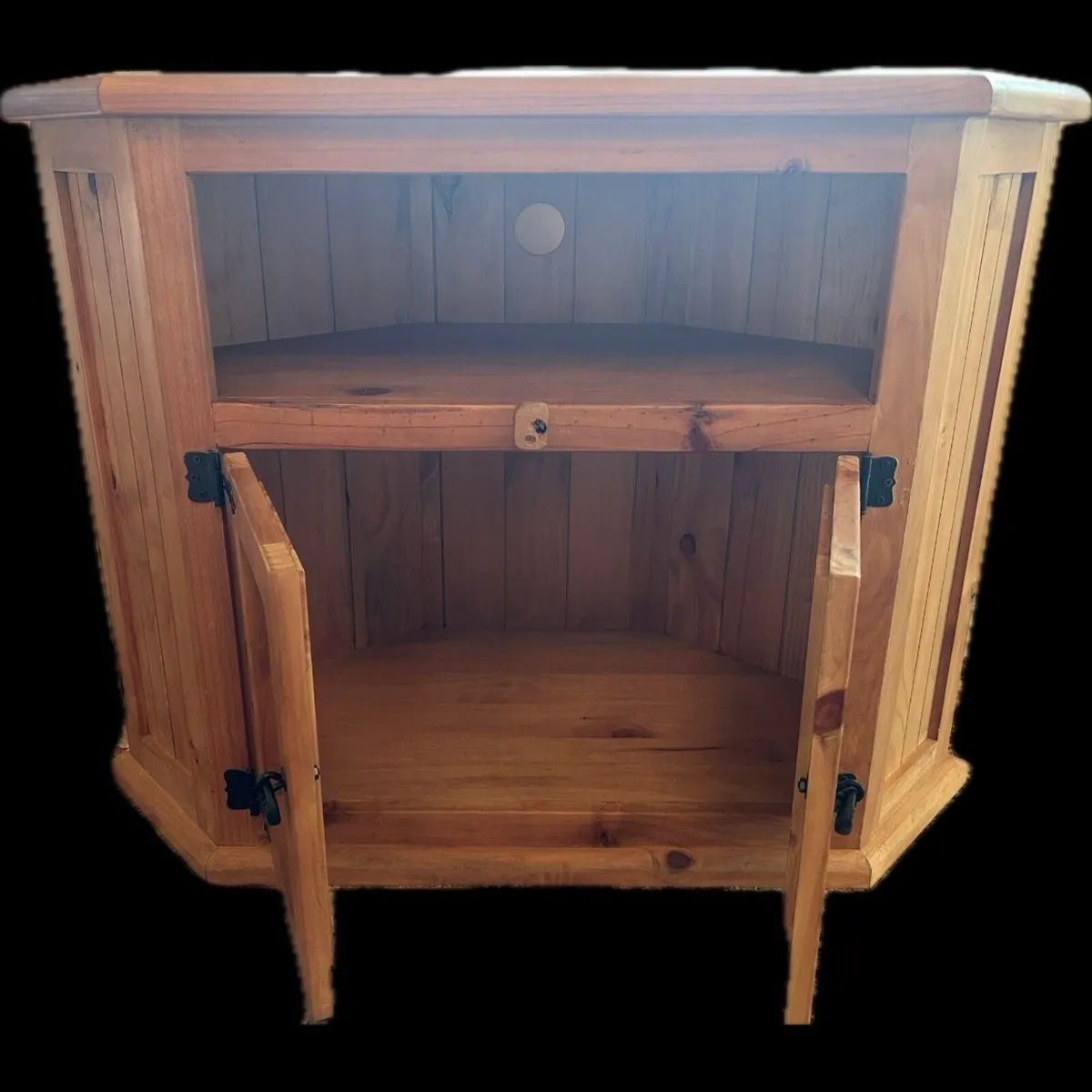 Good Heavy Solid Oak Corner TV Stand - Image 2