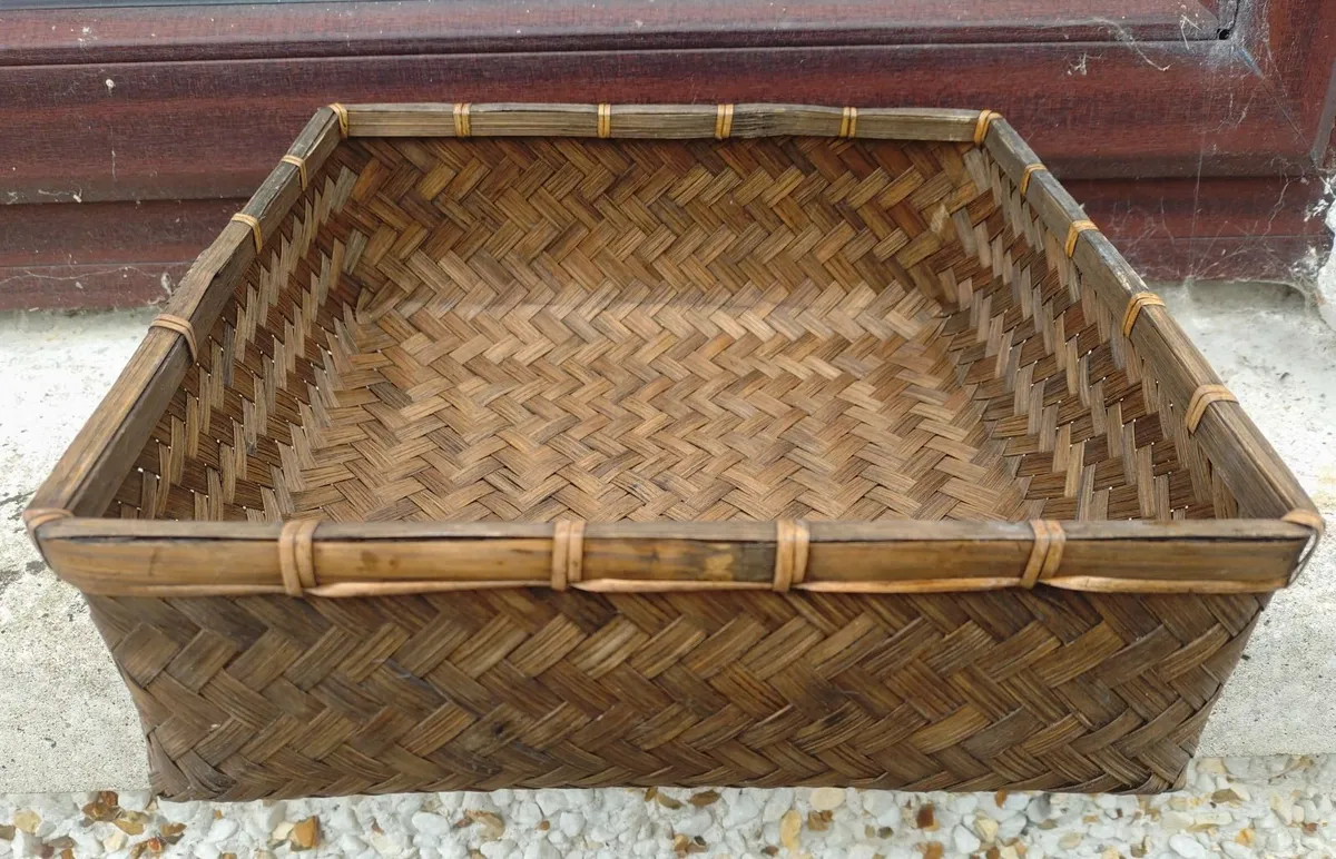 Lightweight Square Wicker Storage Box. - Image 2