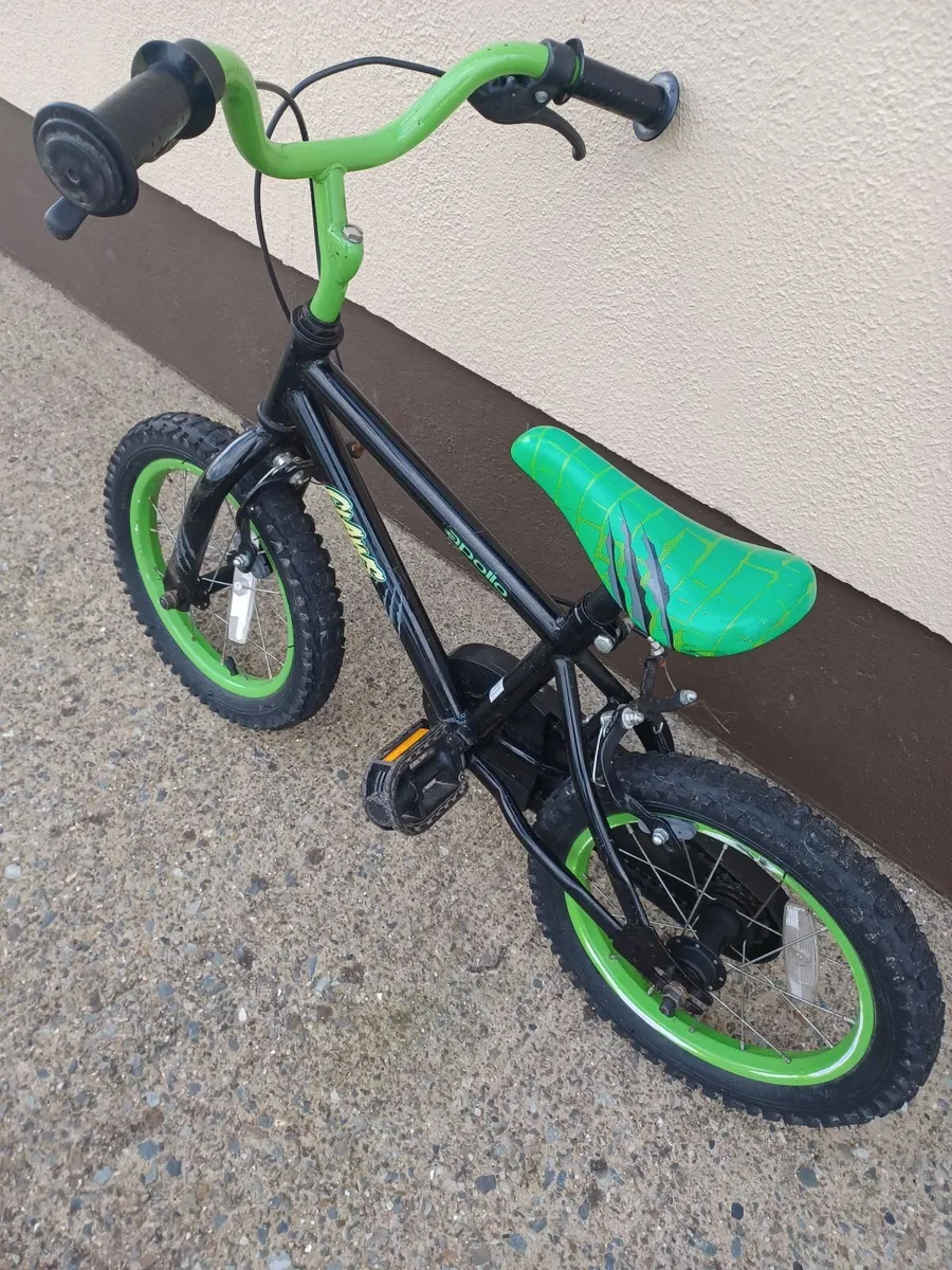 Apollo Claws 14inch bike with stabilisers - Image 3