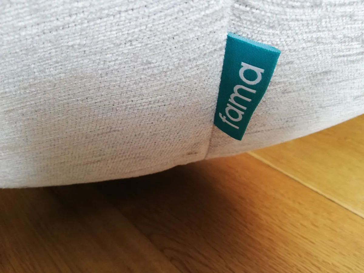 Fama mynest swivel armchair - Image 2