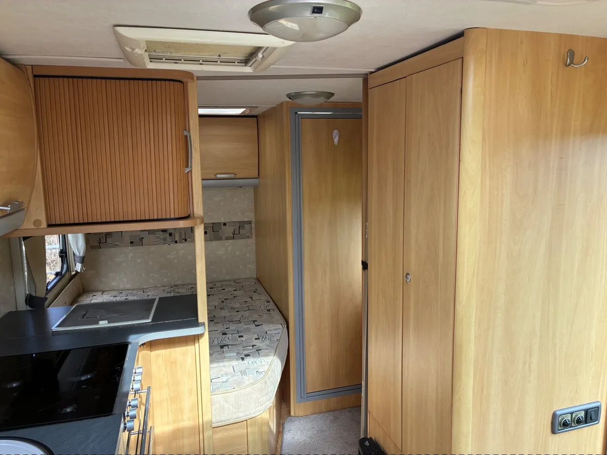 Sterling Europa 470 Caravan - Image 3