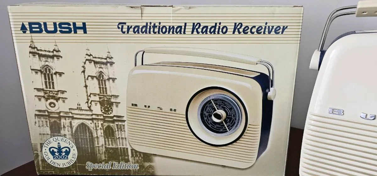 Bush Raido - Image 3