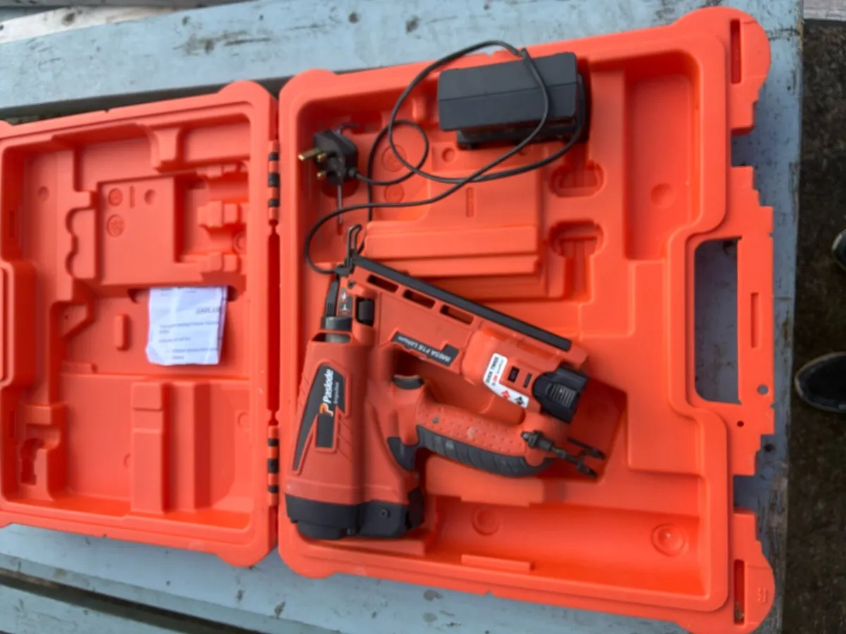 2x Paslode Nail Guns - Image 1