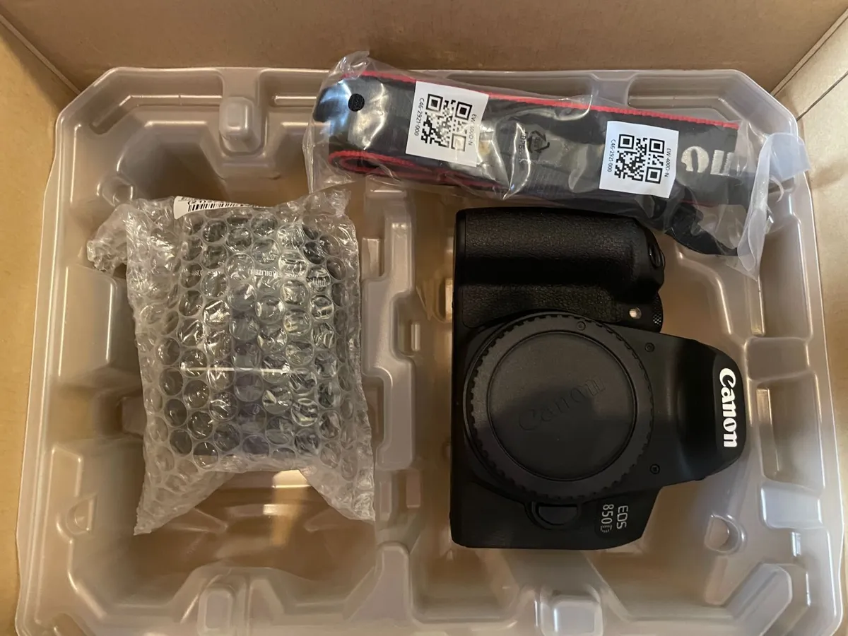 CANON EOS 850D + LIKE NEW, BOXED + 4 FILTERS, BAG - Image 1