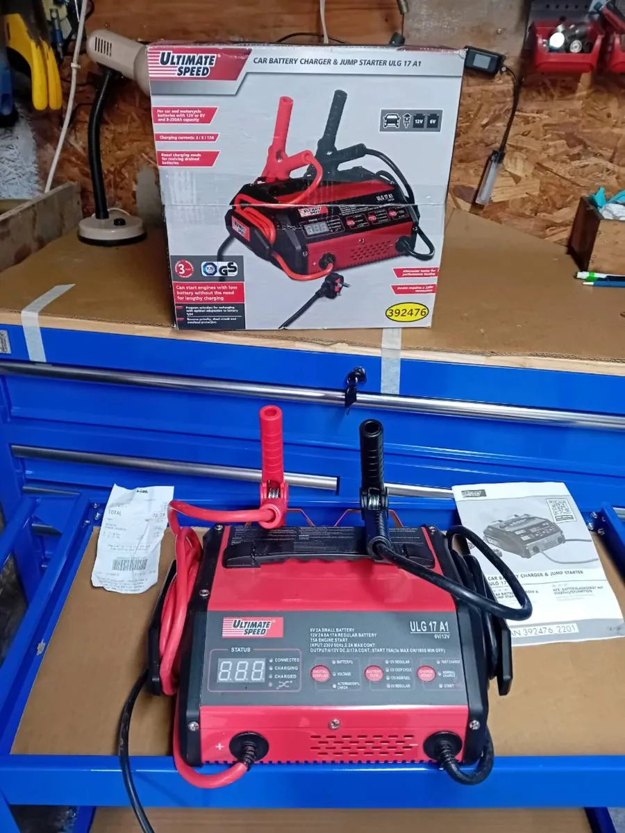 Jump starter/charger