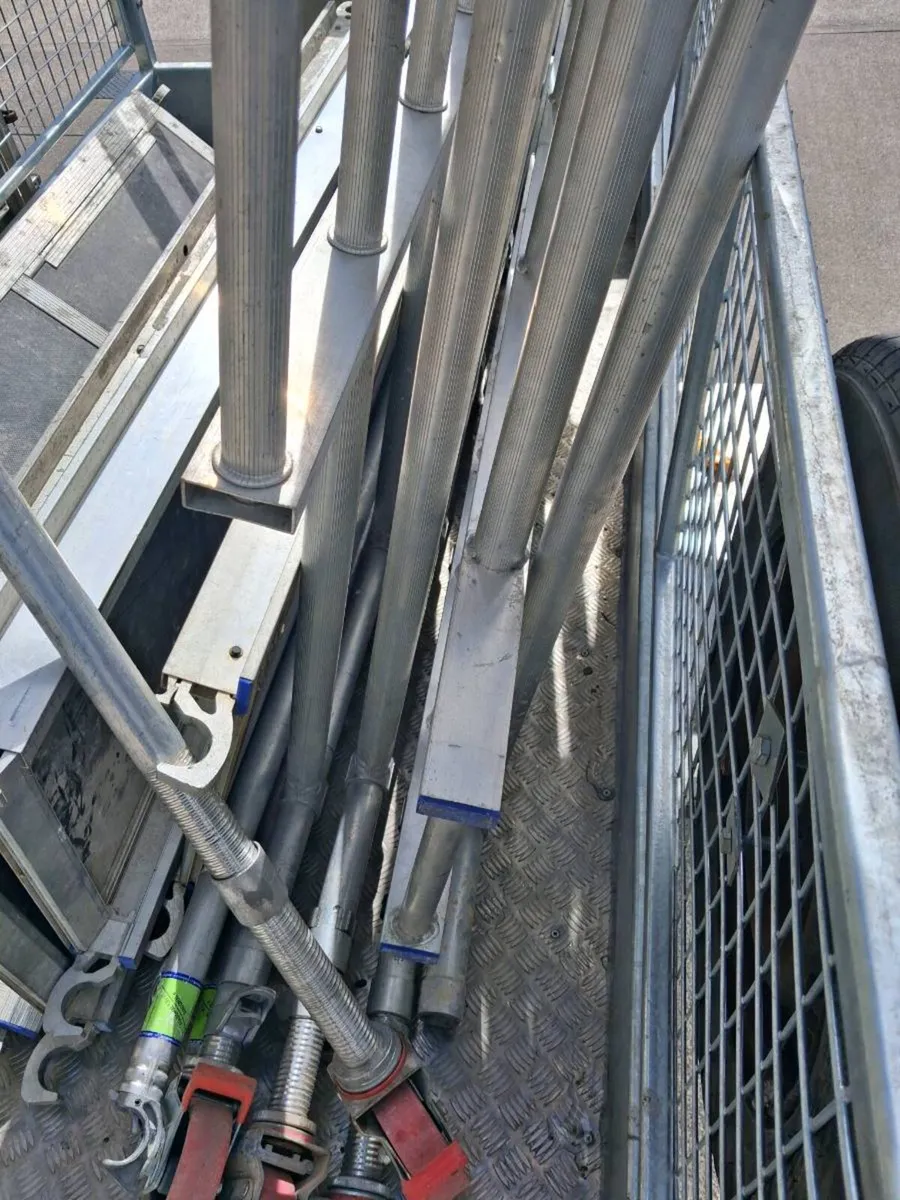 Tower scaffolding - Image 4