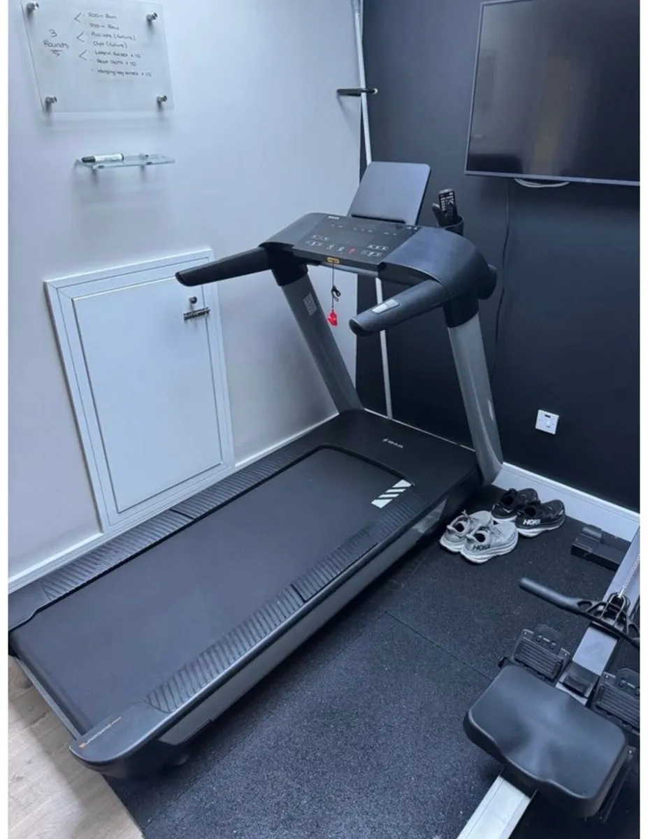 SHUA T8700 Treadmill (Priced for quick sale) - Image 2