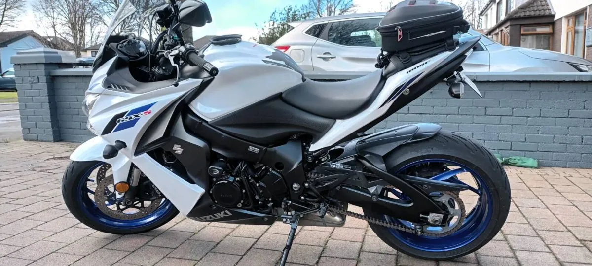 Suzuki GSXS 1000F - Image 4