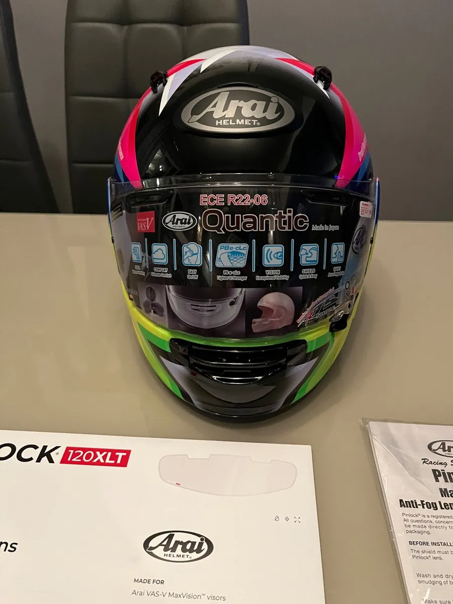 Arai quantic helmet - Image 3