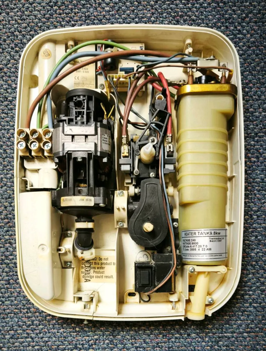 Electric shower Mira Elite2 - Image 1