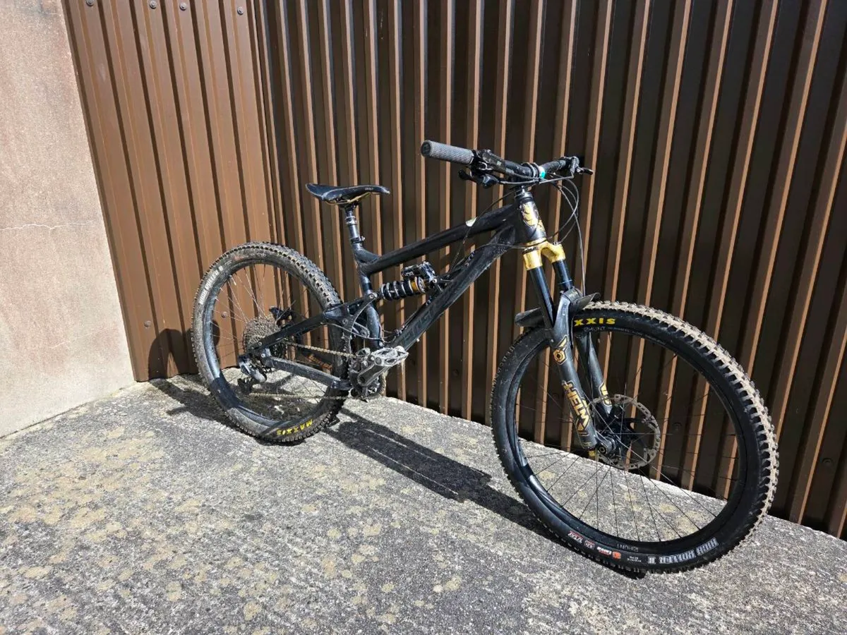 Enduro Bike - Image 1