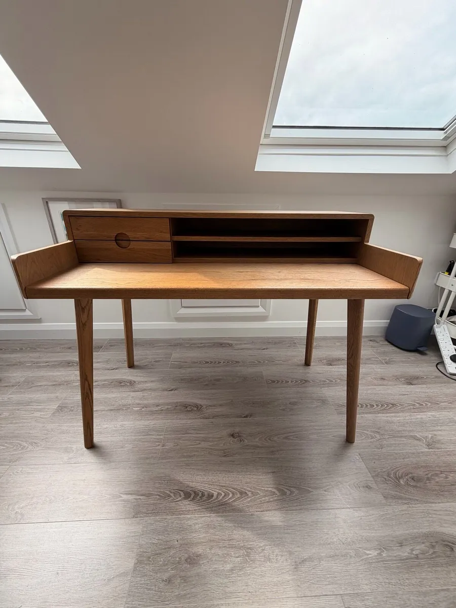 Holcott Solid Oak Office / Writing Desk - Image 1