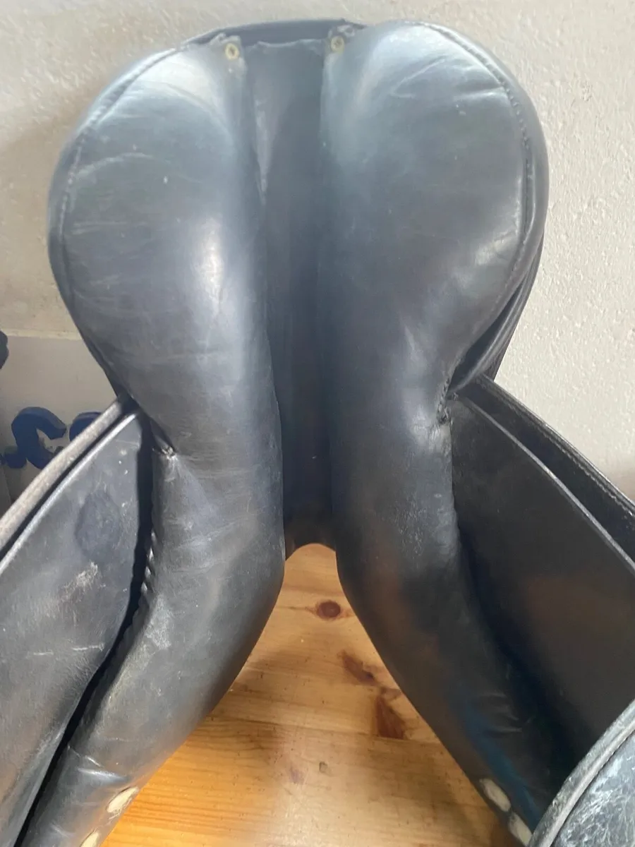 Leather pony jump saddle - Image 3