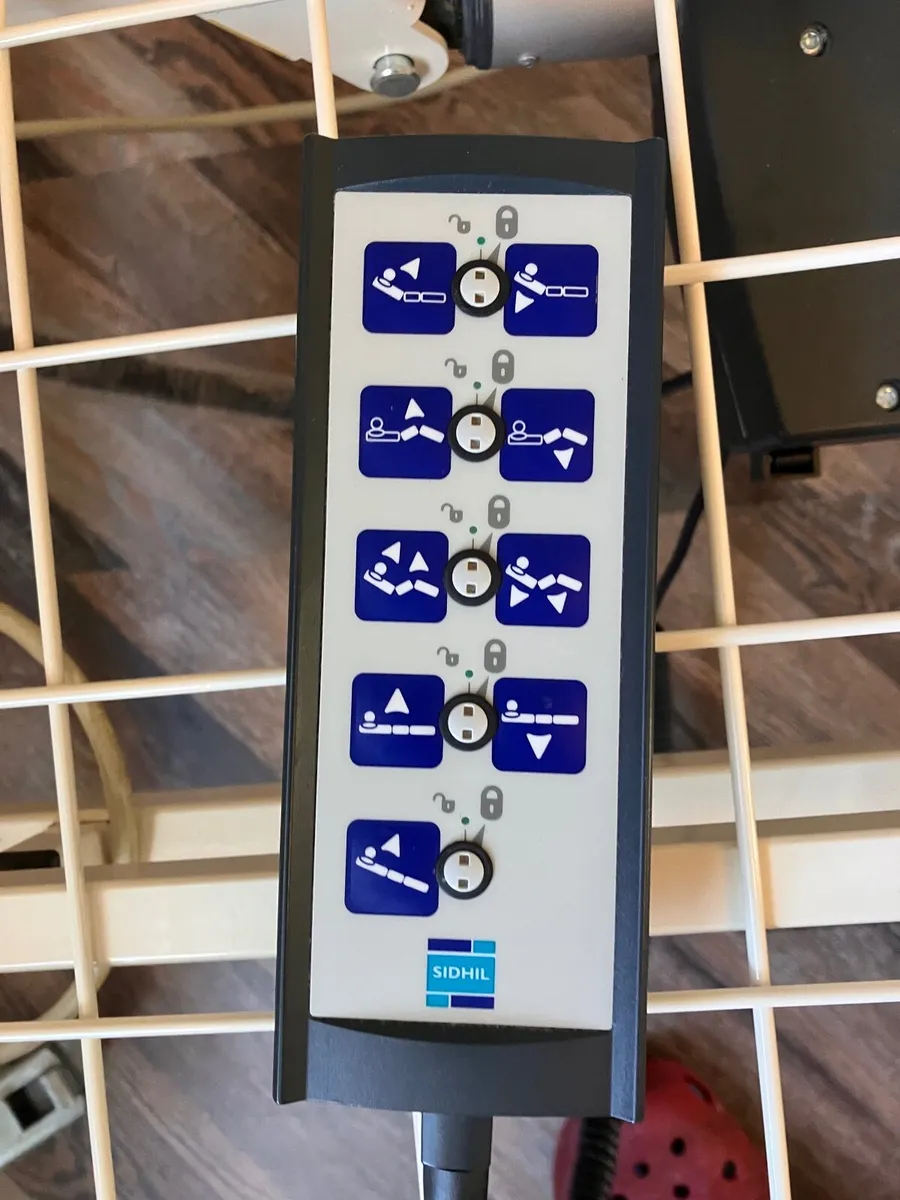 Solite Pro Electric Hospital bed w/ Linak Motors - Image 3