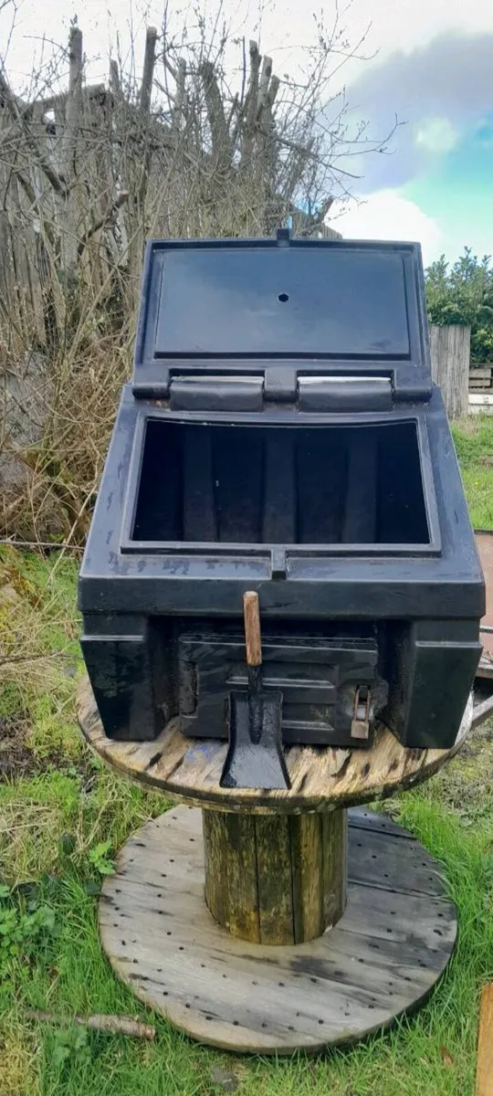 Coal bunker - Image 1