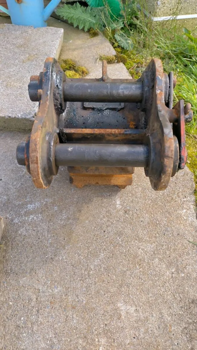 Mini digger 35mm Manual hitch - Image 4