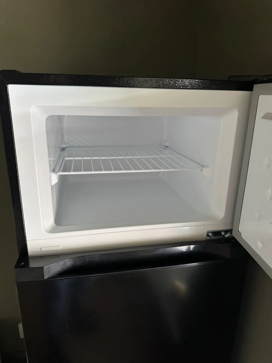 Fridge/freezer - Image 2