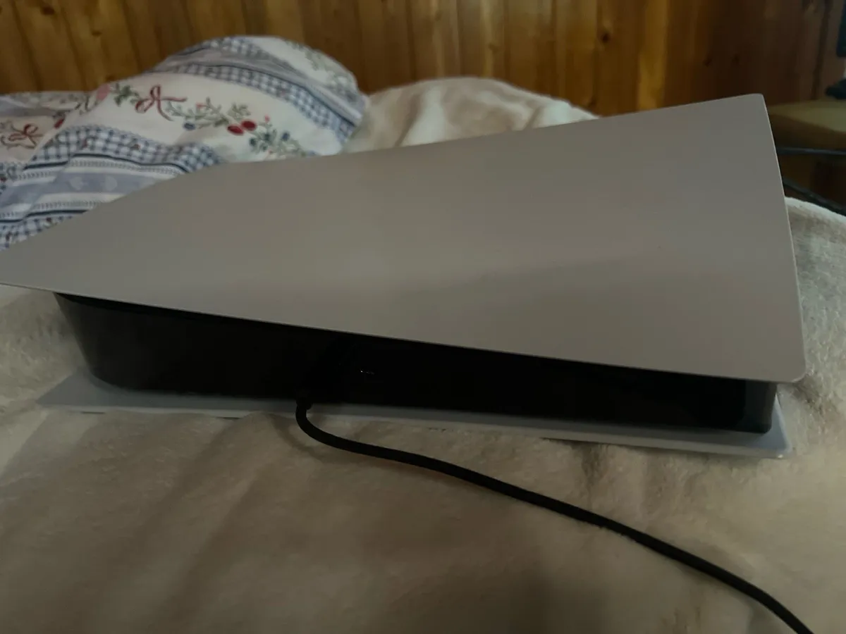 Ps5 digital 500gb 1 controller - Image 1